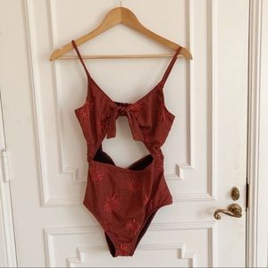 High Waist cut out swimsuit M